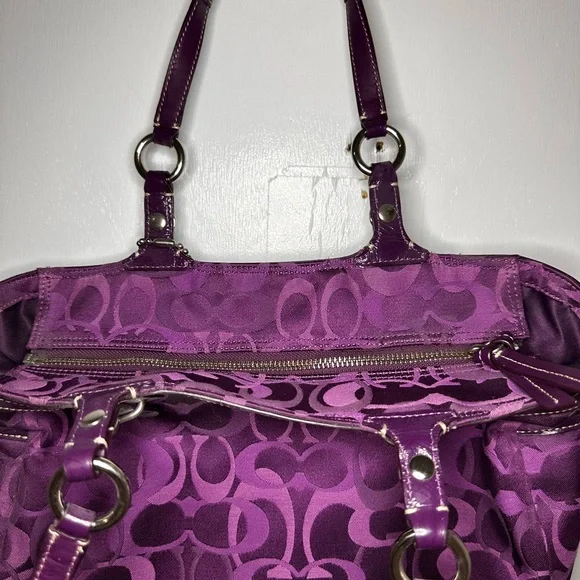 Coach Purse - Picture 3 of 7